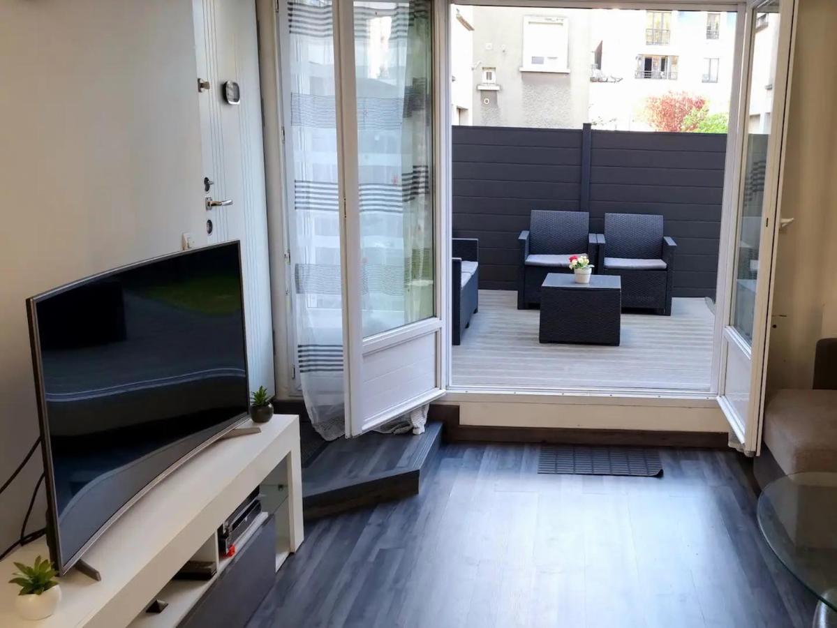 Superbe Appartement Avec Jardin Proche Versailles Saint-Cyr-lʼÉcole Eksteriør billede